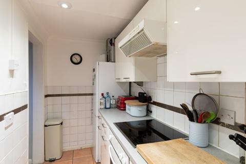 109a Lewisham Way, London, SE14 6QJ