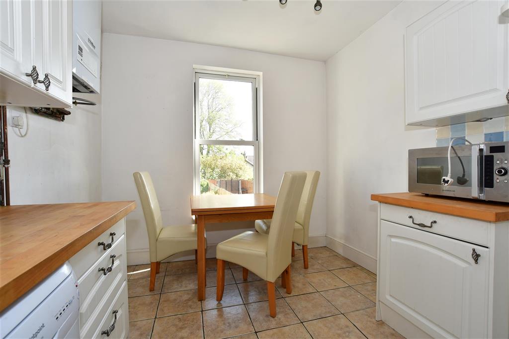 Kitchen / Breakfast Room