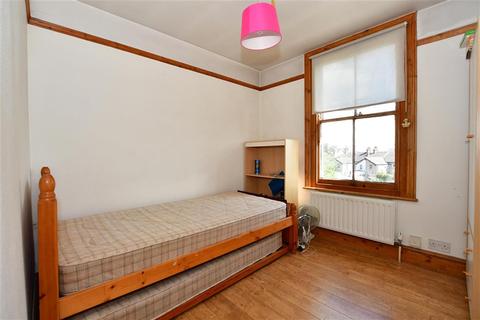 14 Burnham Road, Dartford, DA1 5AL