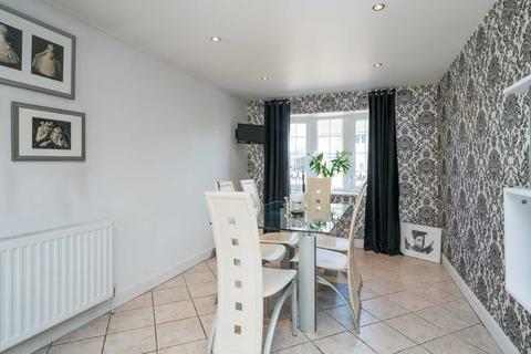 9 Cotesmore Road, Hemel Hempstead, HP1 2HQ