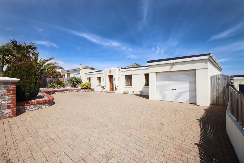 Oyster Bend Three Beaches Paignton 3 bed detached bungalow £925,000