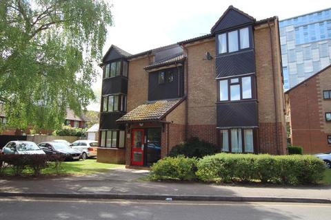 11 Pasteur Close, London, NW9 5HQ