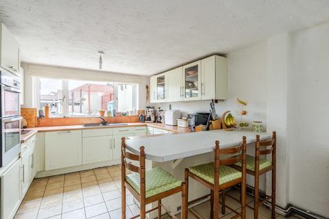 Elizabethan Cottage High Street, Hawkesbury Upton, Badminton, GL9 1AU
