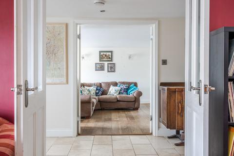Elizabethan Cottage High Street, Hawkesbury Upton, Badminton, GL9 1AU