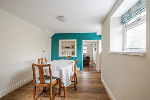 Elizabethan Cottage High Street, Hawkesbury Upton, Badminton, GL9 1AU