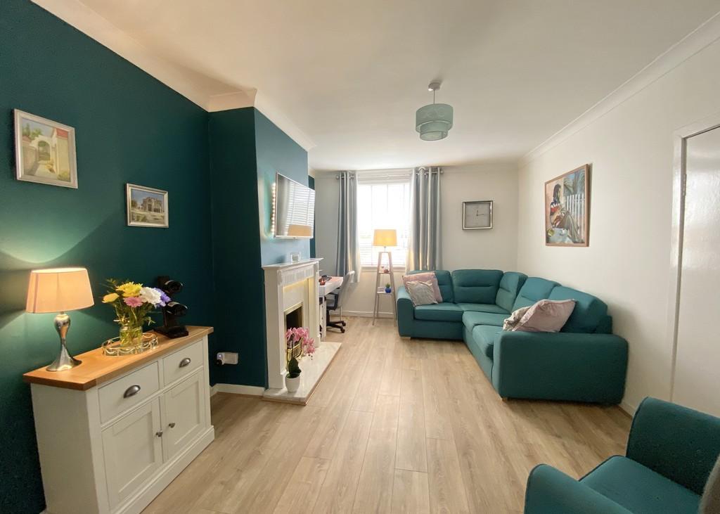 White Street, Clydebank, West Dunbartonshire 2 bed apartment £83,995