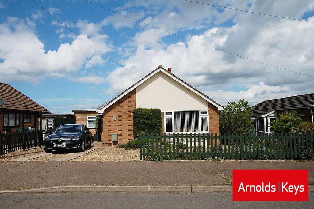 Grange Avenue, Overstrand 3 bed detached bungalow £350,000