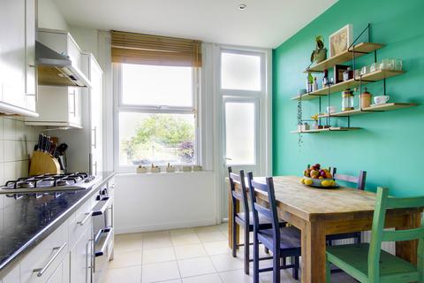 46a Manor Park Road, London, N2 0SJ