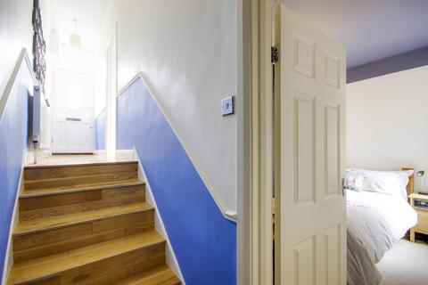 46a Manor Park Road, London, N2 0SJ