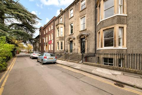 15 Brookside, Cambridge, CB2 1JE