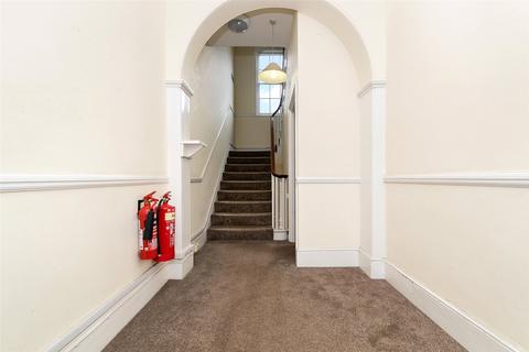 15 Brookside, Cambridge, CB2 1JE