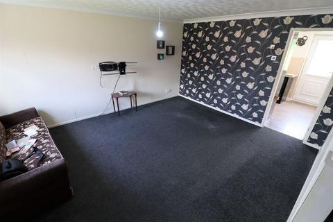 3 bedroom semi-detached house to rent, Notre Dame Gardens, Blackburn, BB1