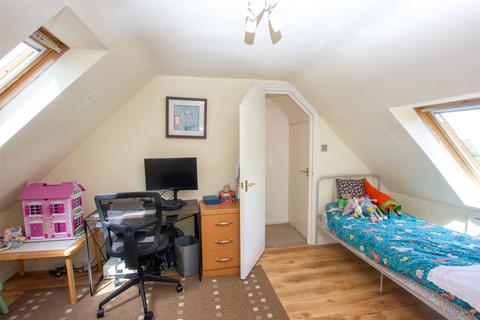 28 Painswick Close, Witney, OX28 5FX