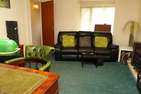 22 Warrington Drive, Birmingham, B23 5YP
