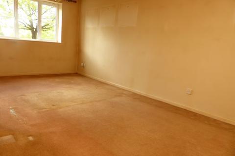 Flat 3, 52 Warwick Road, Sutton Coldfield, B73 6XG