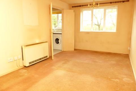 Flat 3, 52 Warwick Road, Sutton Coldfield, B73 6XG