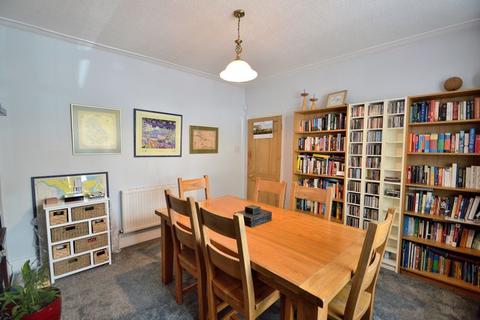 28 Abbots Road, Birmingham, B14 7QD