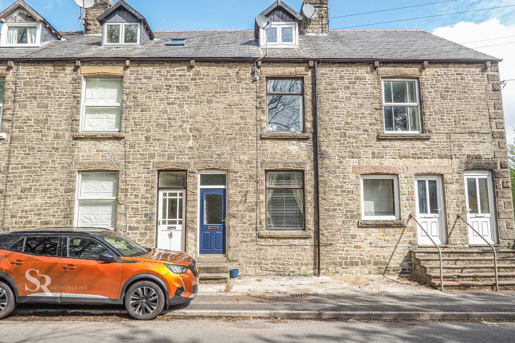 Macclesfield Road, Whaley Bridge, High Peak, Derbyshire, SK23 7DG 3 bed