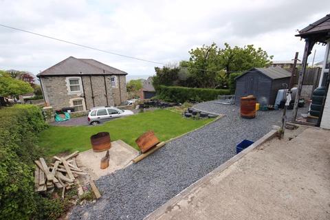 2 Beech Grove, Penmaenmawr, LL34 6HH