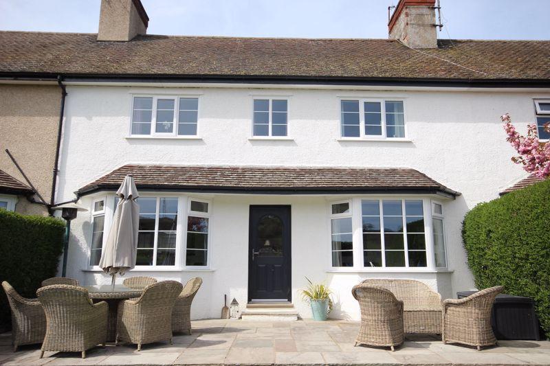 Mount Park, Conwy 3 bed terraced house £298,000