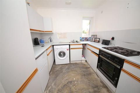 30 Burns Place, Tilbury, RM18 8JQ