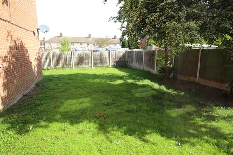 30 Burns Place, Tilbury, RM18 8JQ