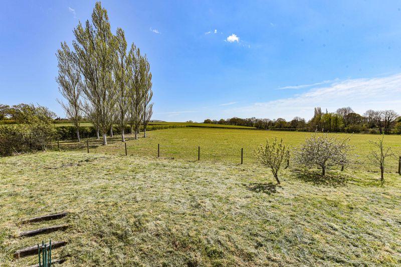 Henfield Road, Albourne 4 bed detached house £1,200,000