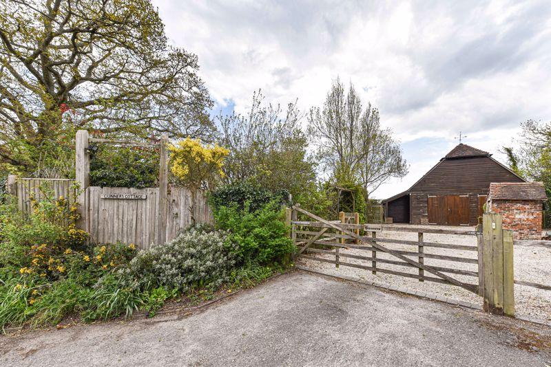 Henfield Road, Albourne 4 bed detached house £1,200,000