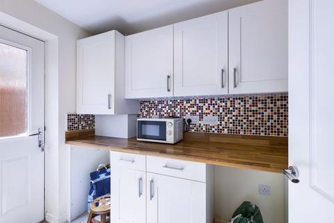12 Sunliner Way, South Ockendon, RM15 5FS
