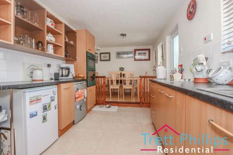 6 Barnfield Close, Hickling, Norwich, NR12 0YB