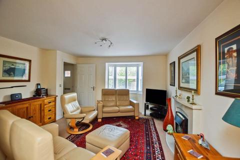 6 Sassoon Close, Salisbury, SP2 9LR