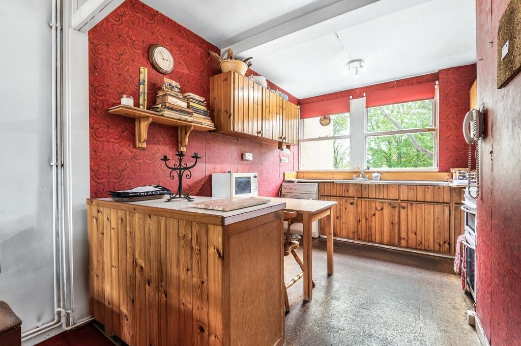 Foxes Dale Blackheath SE3 3 bed semidetached house £1,000,000