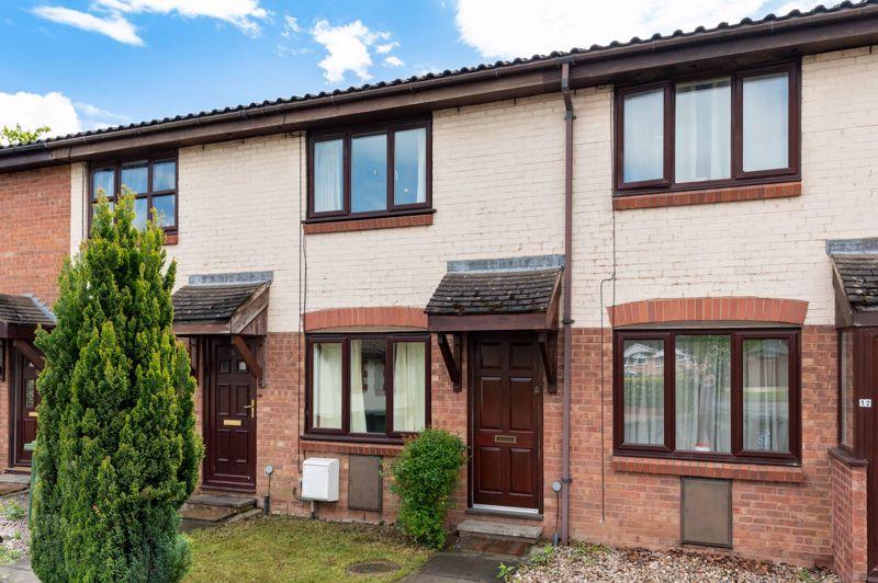 Plumpton Avenue, Bobblestock, Hereford, HR4 9TZ 2 bed terraced house