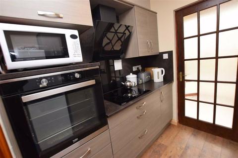 8 Alltan Place, Culloden, Inverness, IV2 7TB