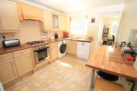 4 Loxley Close, Bradford, BD2 3HX