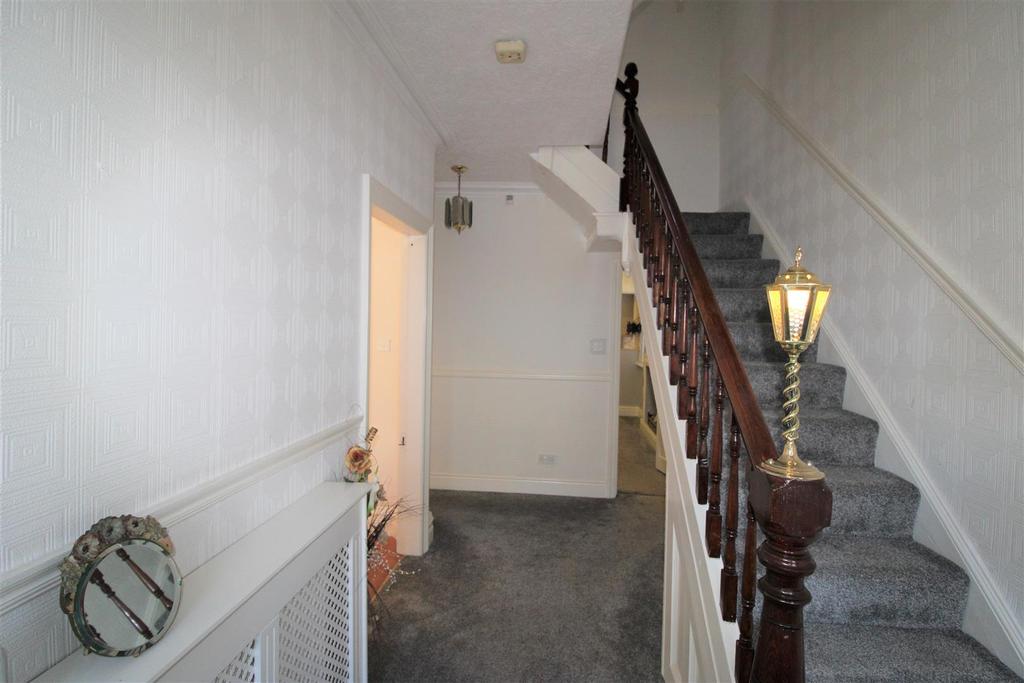 Brookfield Avenue, Crosby, Liverpool 4 bed house £310,000