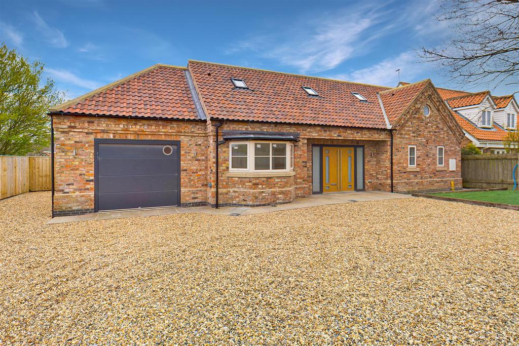 Chantry Meadows, Kilham, Driffield 3 bed detached house £420,000