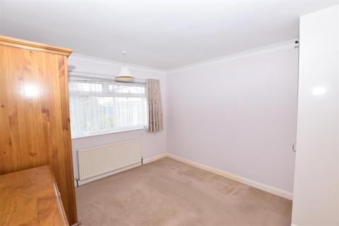 10 Ashleigh Drive, Beeford, Driffield, YO25 8AU