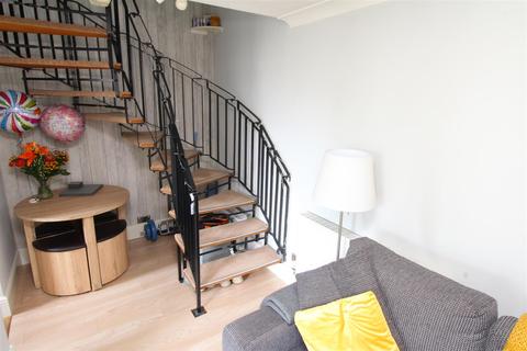 14 Barn Close, Cotgrave, Nottingham, NG12 3QG