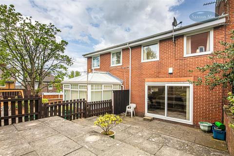 136 Erskine Crescent, Sheffield, S2 3LR