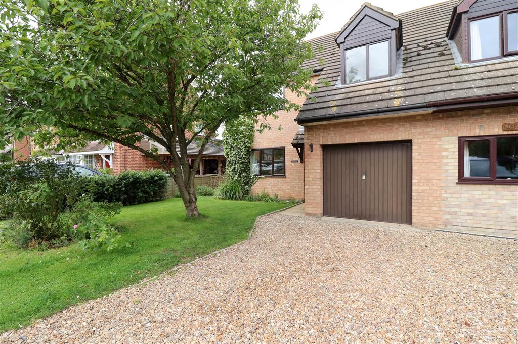 School Road, Aston Somerville 3 bed semidetached house £895 pcm (£