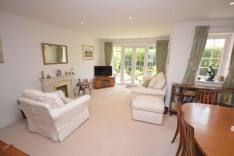 3 bedroom apartment for sale - Ridgway Road, Farnham