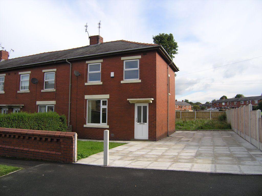 Queen Street, Clayton Le Moors Accrington 3 bed semidetached house £