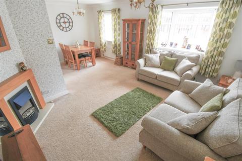 19 Garbutt Close, Preston, Hull, HU12 8XZ