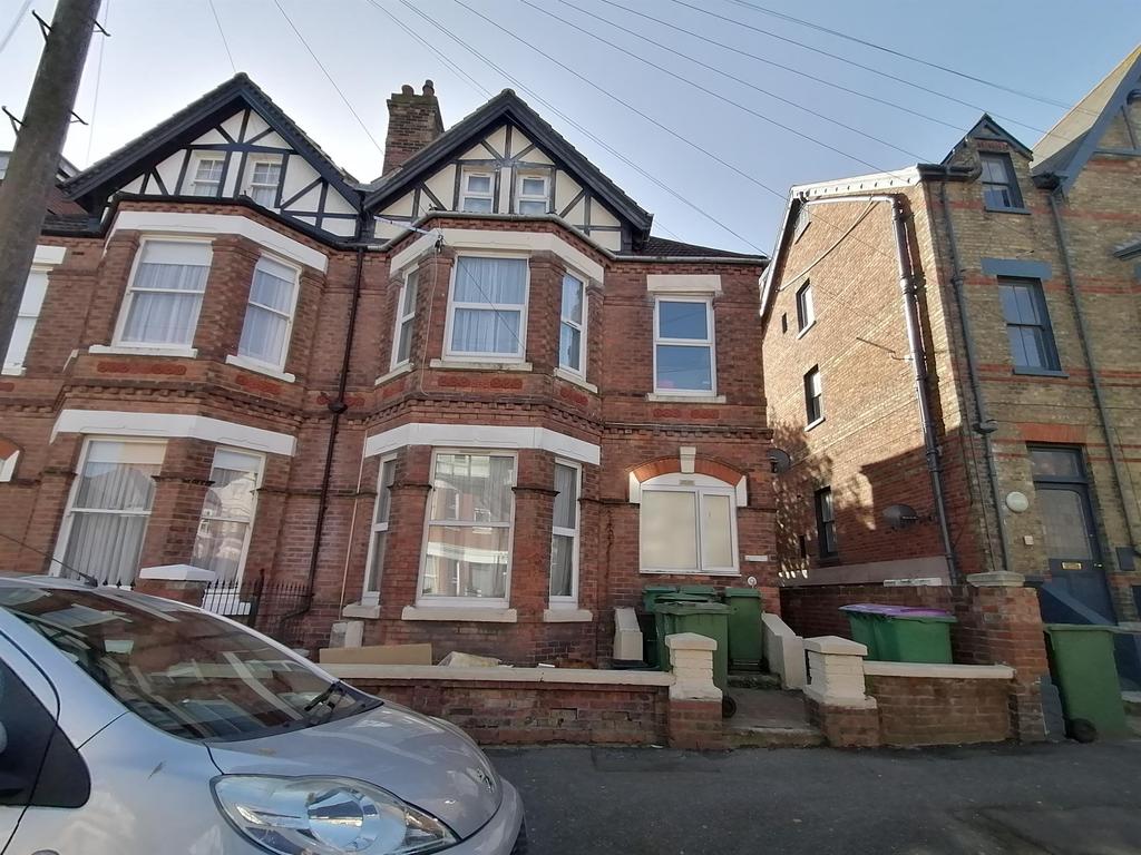 Connaught Road, Folkestone, Kent... 4 bed £200,000