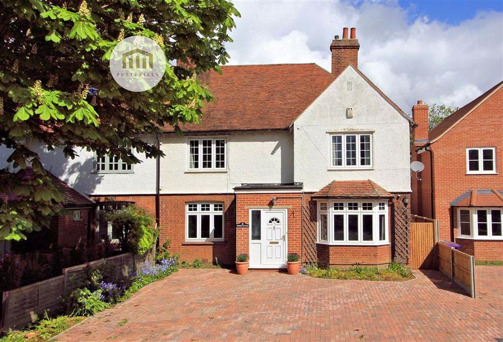 Watton Road, Knebworth SG3 6AH 4 bed semidetached house £725,000