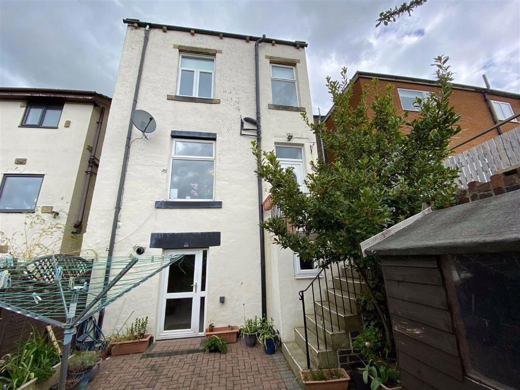 Nab Lane, Mirfield, WF14 2 bed terraced house £145,000