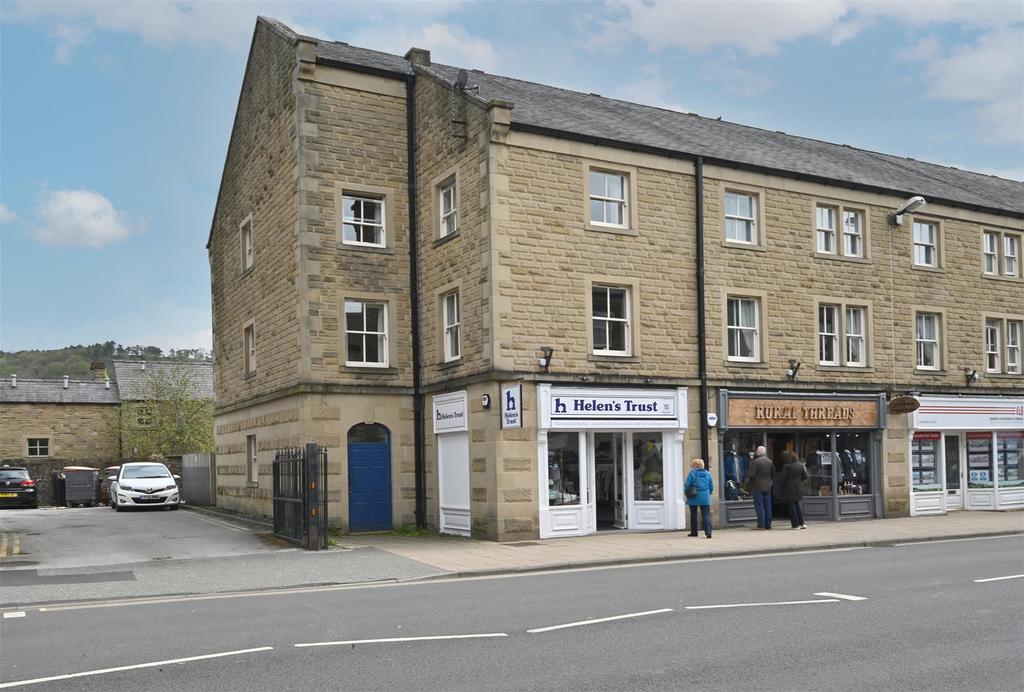 Modern Bakewell Apartments with Modern Garage