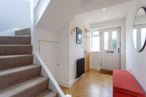 18 Chiltern Road, Caversham, Reading, RG4 5HT