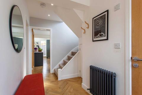 18 Chiltern Road, Caversham, Reading, RG4 5HT